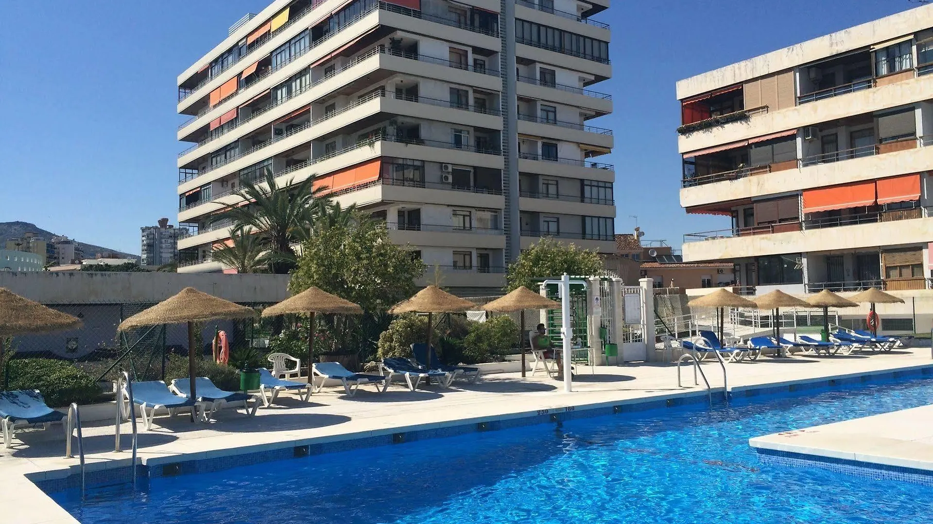 Lägenhet Apartamentos La Nogalera Torremolinos